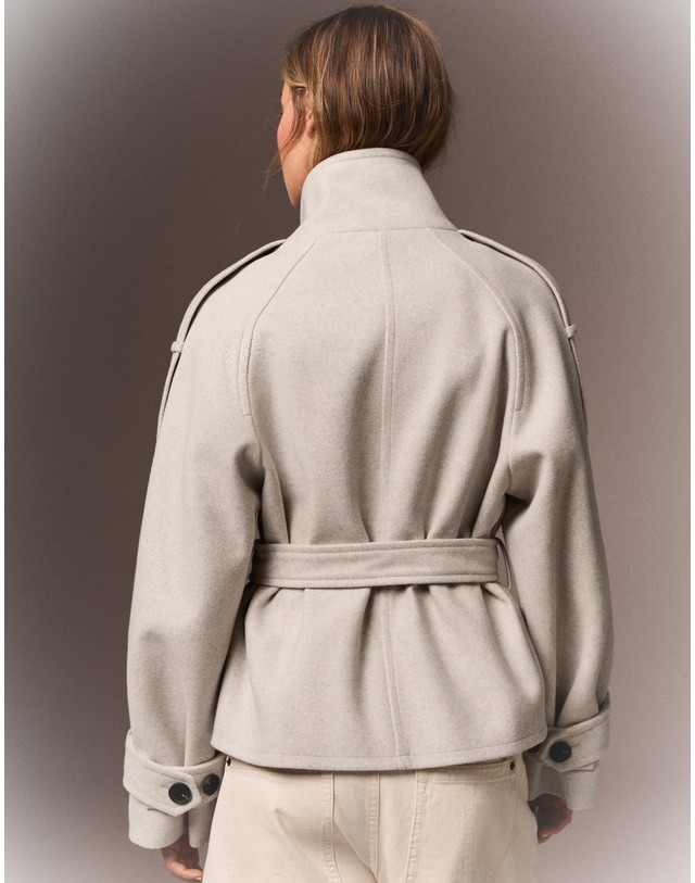 버쉬카 버쉬카 퍼널넥 더블버튼 벨트 트렌치 자켓 2105/741 BEIGE 베이지 착용컷