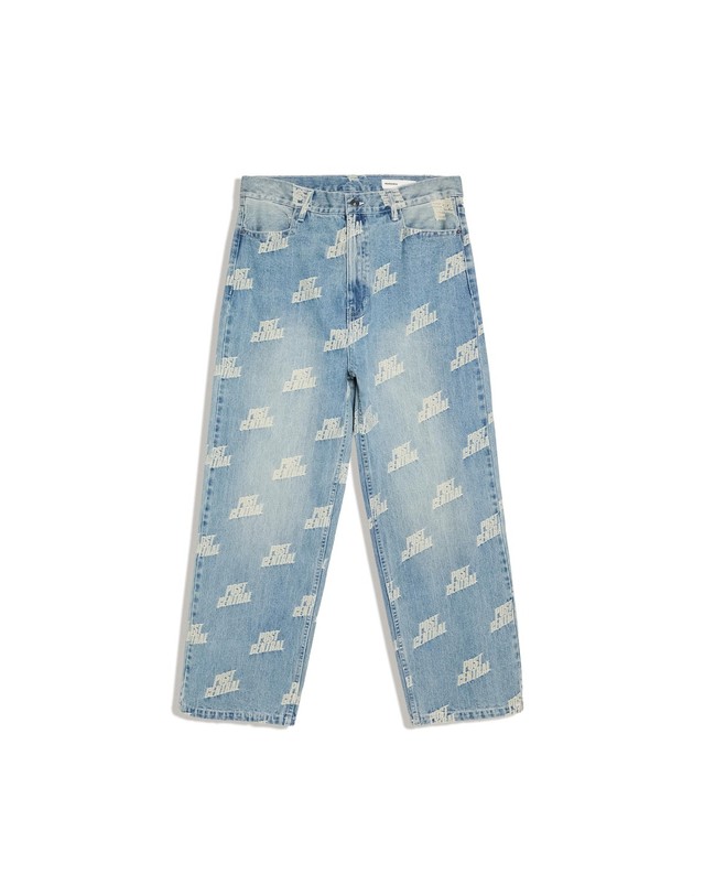 버쉬카 버쉬카 자카드 와이드핏 청바지 2818/074 LIGHT BLUE 블루 착용컷