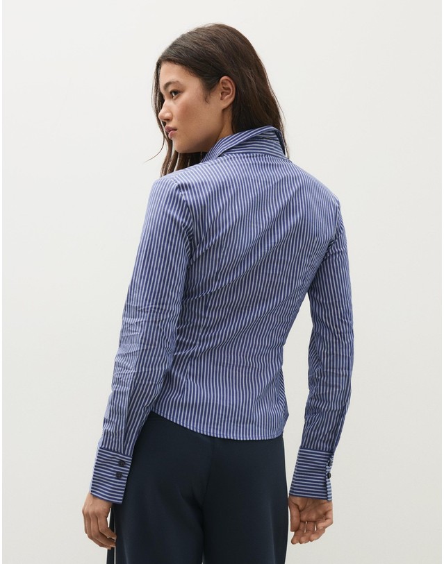 버쉬카 버쉬카 스트라이프 슬림핏 긴팔 셔츠 2910/710 BLUE 블루 착용컷