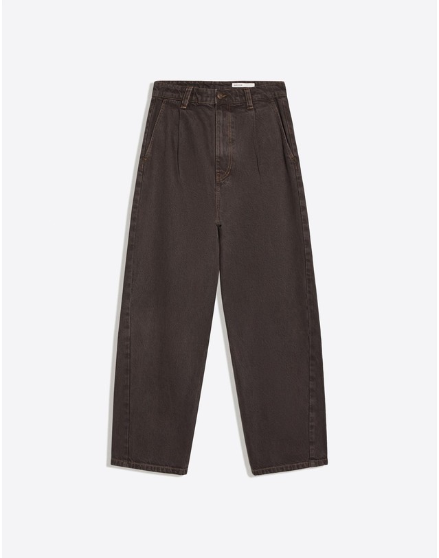 버쉬카 버쉬카 와이드핏 다트 데님 팬츠 2823/335 BROWN 초콜릿 착용컷