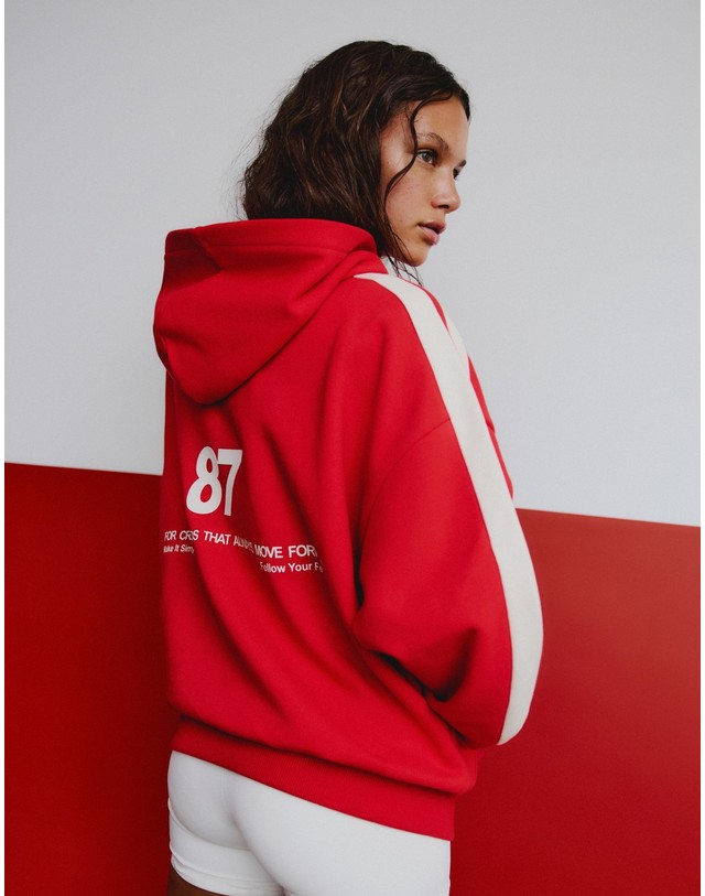 버쉬카 버쉬카 프린트 후드 스웨트셔츠 2696/732 RED 레드 착용컷