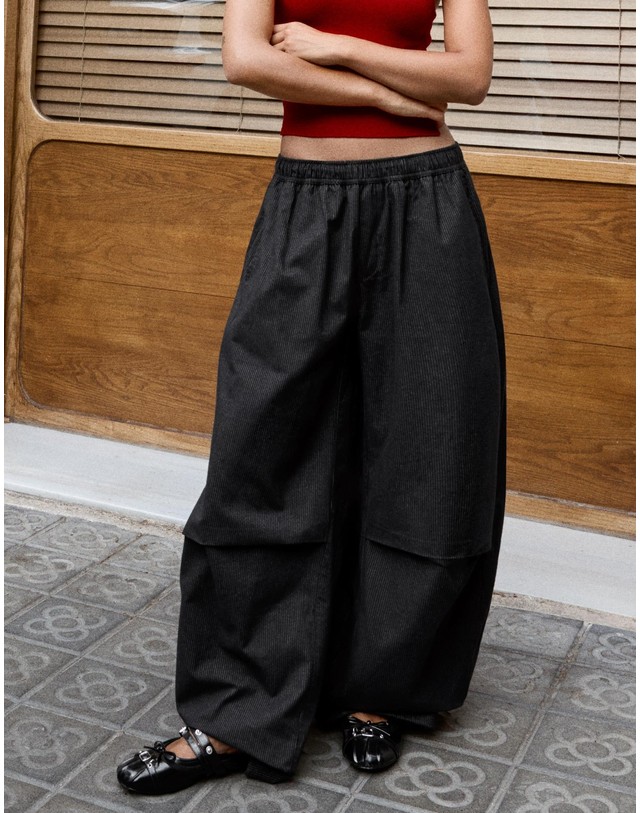버쉬카 버쉬카 스트라이프 코튼 배럴 팬츠 2625/710 BLACK 블랙 착용컷