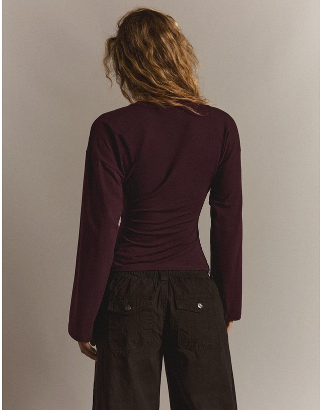 버쉬카 버쉬카 셔링 라운드넥 긴팔 티셔츠 3316/152 BURGUNDY 레드 착용컷