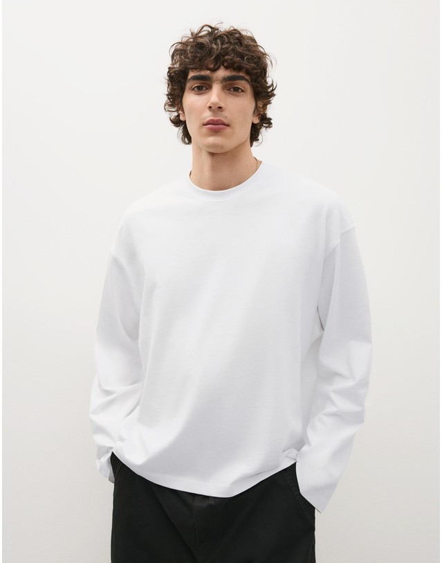 버쉬카 버쉬카 박시 크루넥 긴팔 티셔츠 2997/134 WHITE 화이트 착용컷