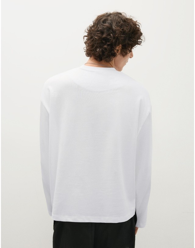 버쉬카 버쉬카 박시 크루넥 긴팔 티셔츠 2997/134 WHITE 화이트 착용컷