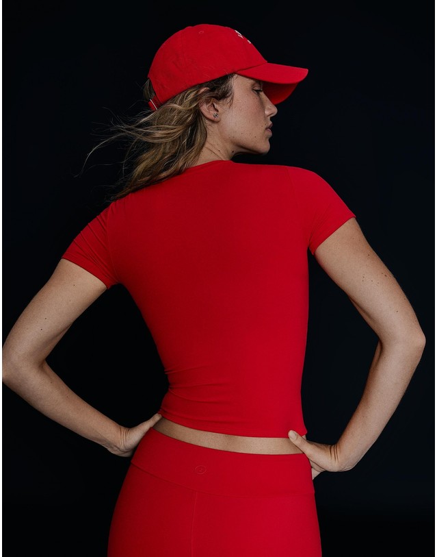 버쉬카 버쉬카 테크니컬 퀵드라이 반팔 티셔츠 3239/143 RED 레드 착용컷