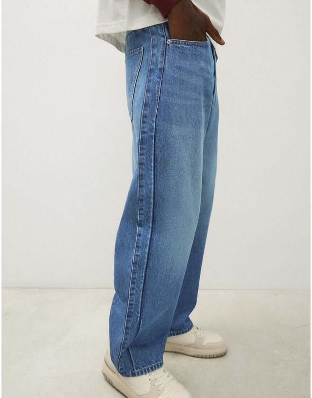 버쉬카 버쉬카 루즈핏 스트레이트 청바지 2994/534 BLUE 블루 착용컷