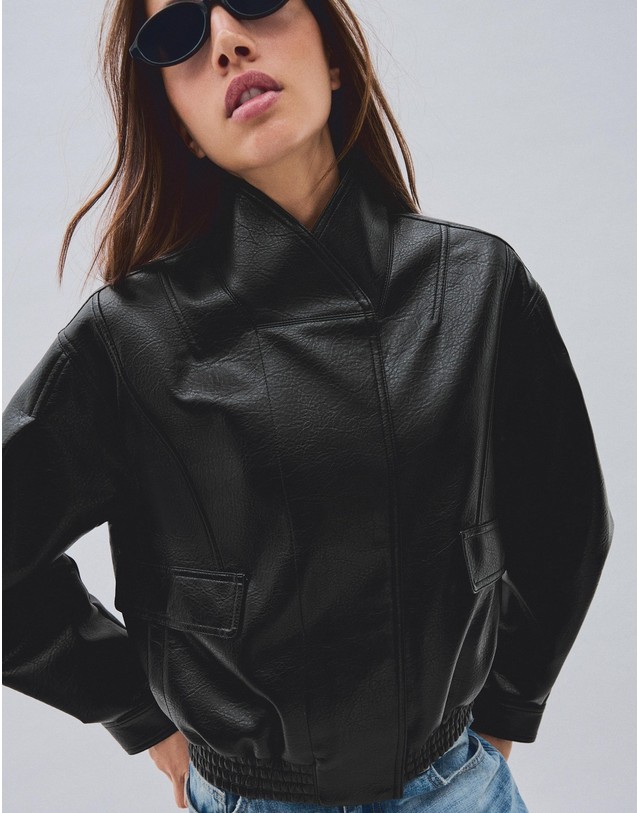 버쉬카 버쉬카 오버사이즈 가죽 효과 자켓 2528/273 BLACK 블랙 착용컷