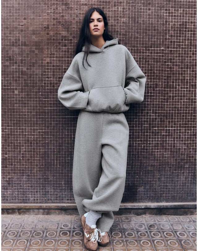 버쉬카 버쉬카 스쿠버 패브릭 크롭 후드티 3205/710 GREY 그레이 착용컷