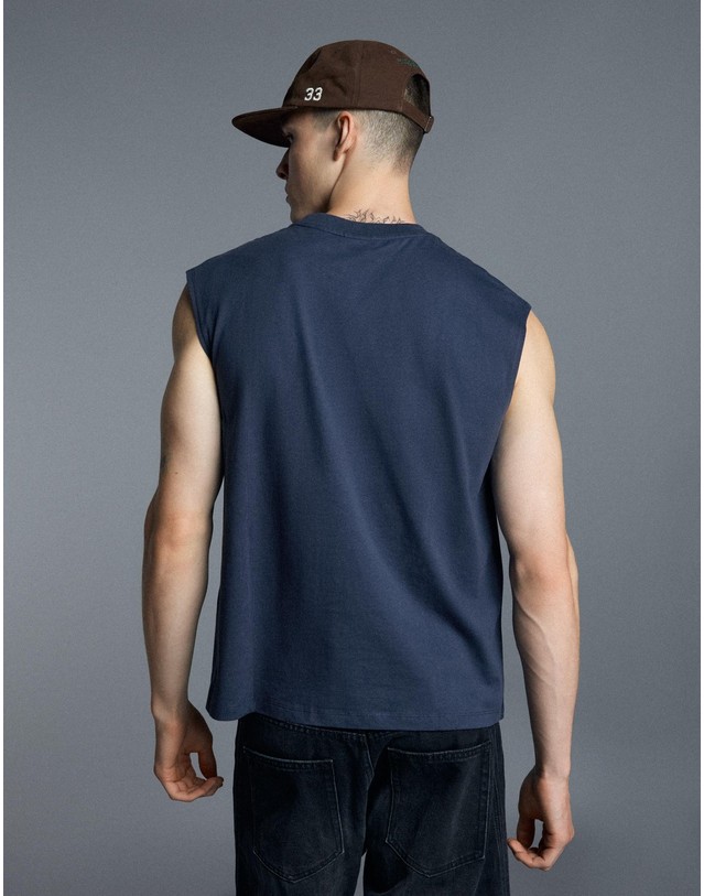 버쉬카 버쉬카 워커 민소매 크루넥 티셔츠 0070/154 NAVY 네이비 착용컷
