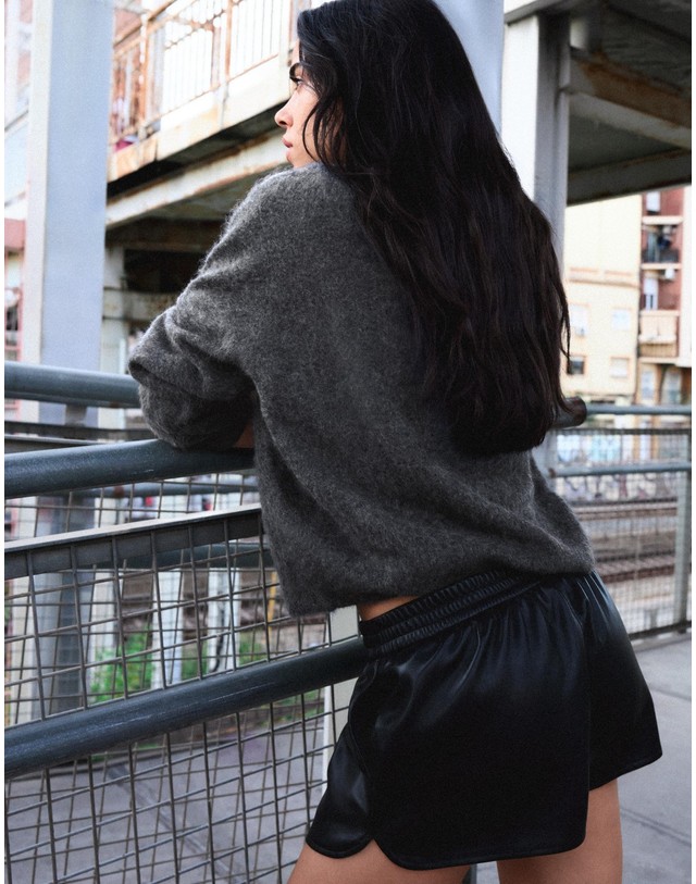 버쉬카 버쉬카 가죽 이펙트 박서 미니 반바지 3743/677 BLACK 블랙 착용컷