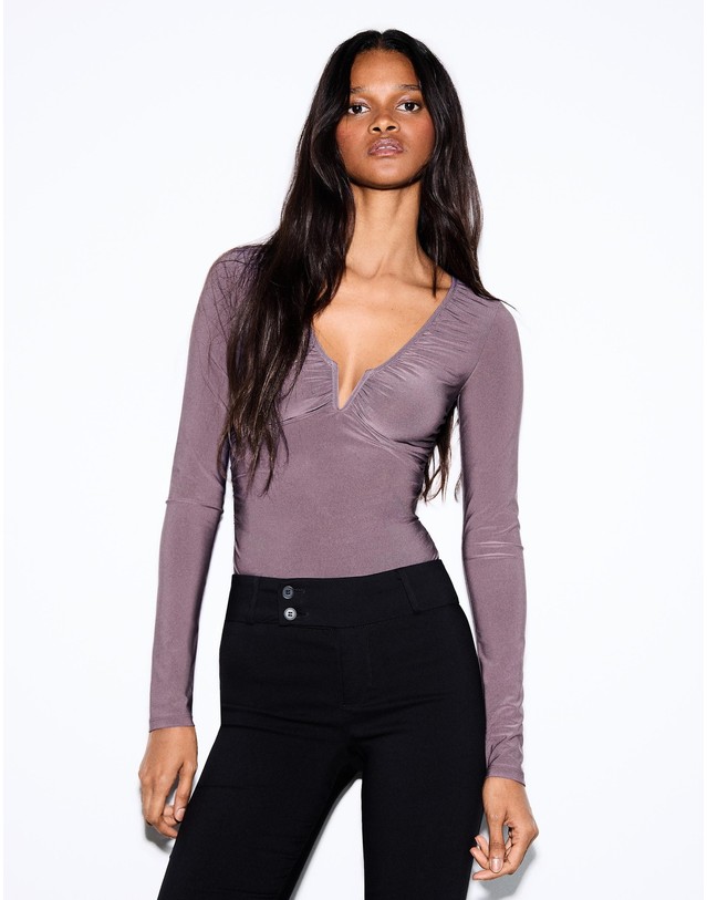 버쉬카 버쉬카 브이넥 셔링 긴팔 바디수트 3160/714 DARK GREY 그레이 착용컷
