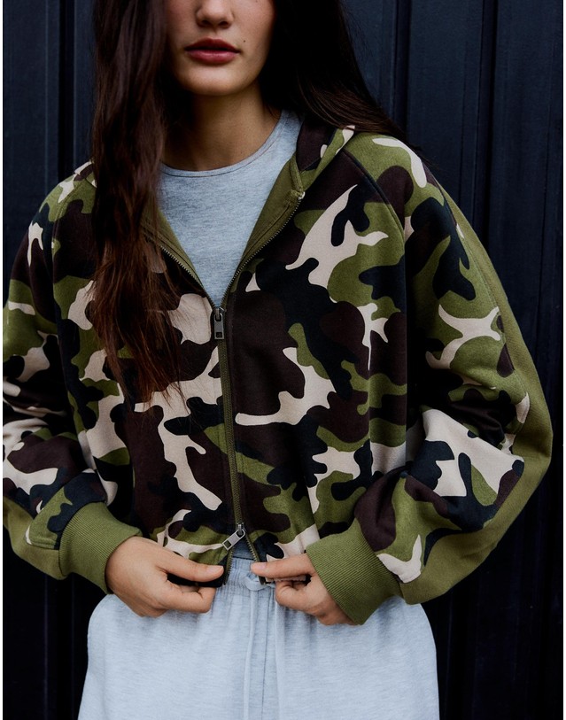 버쉬카 버쉬카 카모 프린트 후드 집업 자켓 3991/478 KHAKI 카키 착용컷