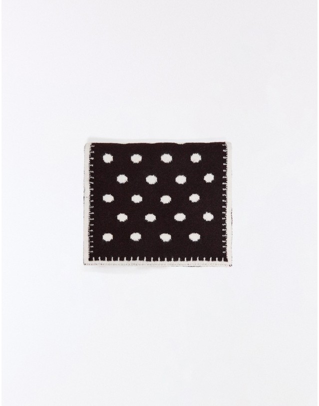 버쉬카 버쉬카 폴카 도트 니트 머플러 3150/702 CREAM 멀티컬러 착용컷