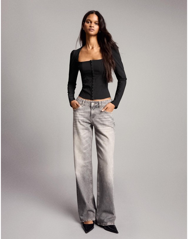 버쉬카 버쉬카 스퀘어넥 코르셋 긴팔 탑 4247/710 BLACK 블랙 착용컷