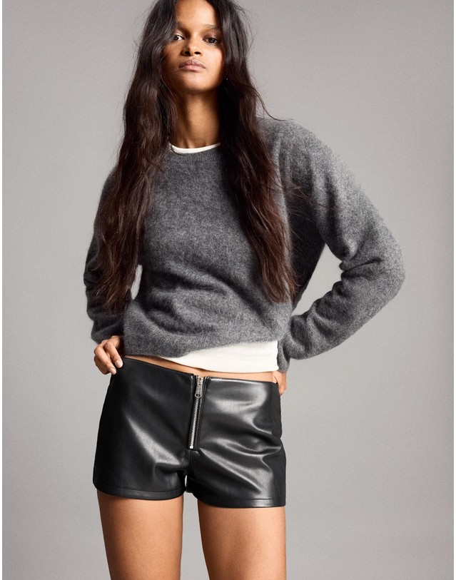 버쉬카 버쉬카 레더 이펙트 지퍼 미니 반바지 4017/710 BLACK 블랙 착용컷