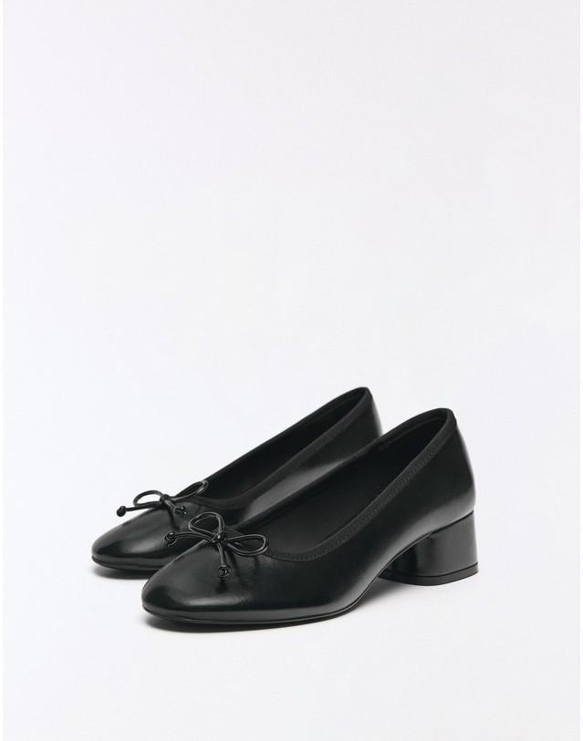 버쉬카 버쉬카 리본 발레리나 힐 펌프스 1622/964 BLACK 블랙 착용컷