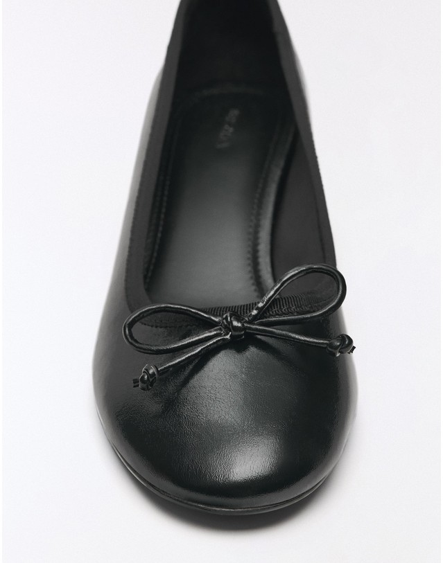 버쉬카 버쉬카 리본 발레리나 힐 펌프스 1622/964 BLACK 블랙 착용컷