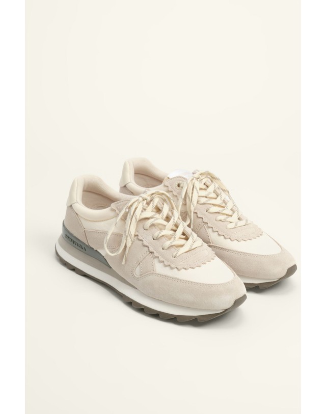 빔바이롤라 빔바이롤라 테크니컬 스캘럽 스니커즈 262BZ1319.12060 OFF WHITE 아이보리 착용컷