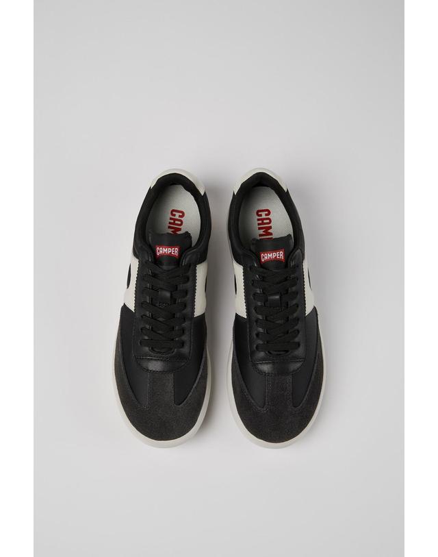 캠퍼 캠퍼 블랙 경량 로우탑 스니커즈 Pelotas Xlite K201532-002 BLACK 착용컷
