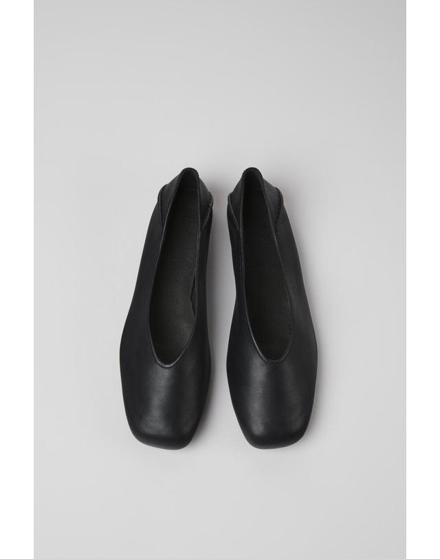 캠퍼 캠퍼 블랙 레더 발레리나 플랫슈즈 Casi Myra K201253-015 BLACK 착용컷