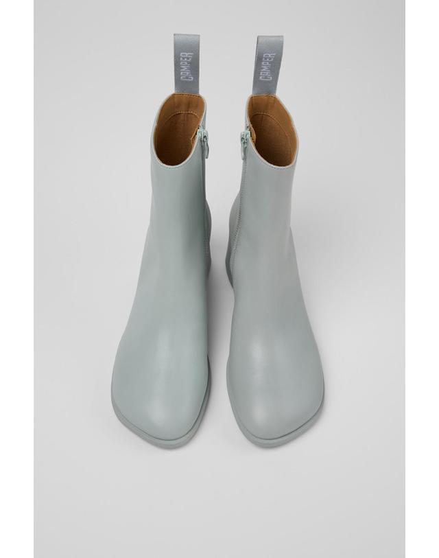 캠퍼 캠퍼 그레이 가죽 여성 미들부츠 Kora K400798-003 GREY 착용컷