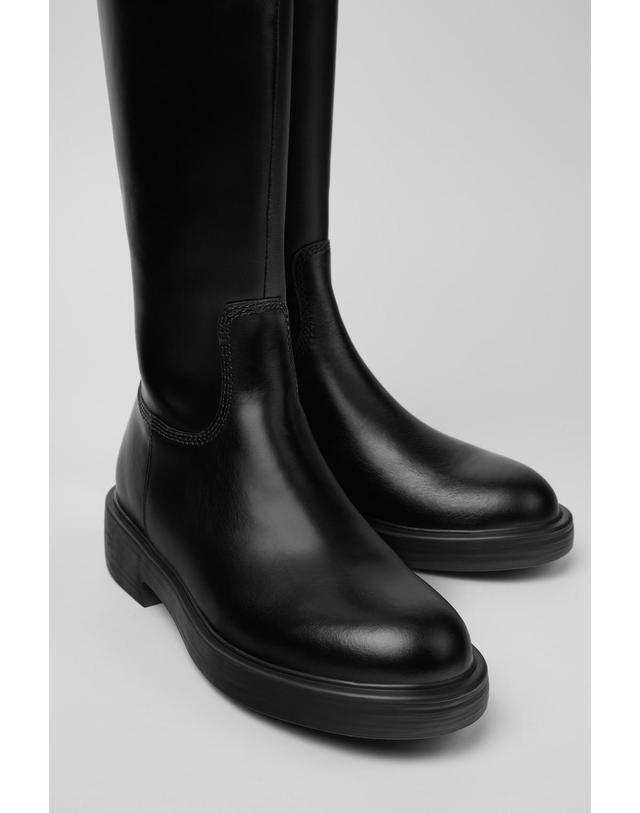 캠퍼 캠퍼 프리미엄 블랙 레더 롱부츠 Dean K400763-003 BLACK 착용컷