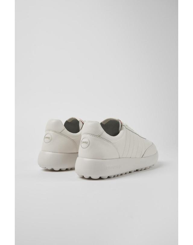 캠퍼 캠퍼 화이트 레더 여성 스니커즈 Pelotas XLite K201392-001 WHITE 착용컷