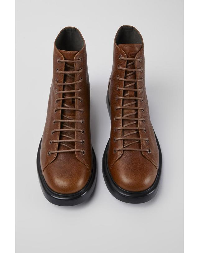 캠퍼 캠퍼 브라운 레더 앵클부츠 Poligono K300402-002 BROWN 착용컷