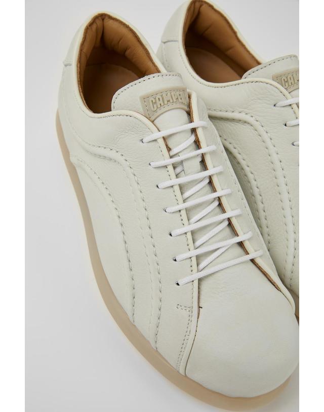 캠퍼 캠퍼 Pelotas 여성 레더 스니커즈 K201460-004 WHITE 아이보리 착용컷