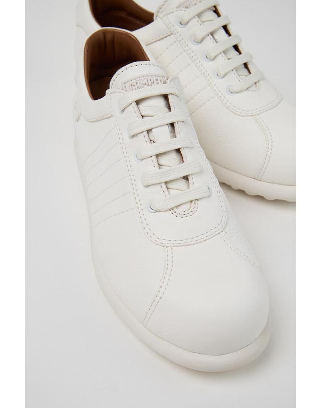캠퍼 캠퍼 화이트 레더 베이직 스니커즈 Pelotas 27205-315 WHITE 착용컷