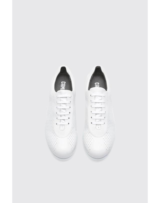 캠퍼 캠퍼 Pelotas 경량 레더 스니커즈 K100193-002 WHITE 화이트 착용컷