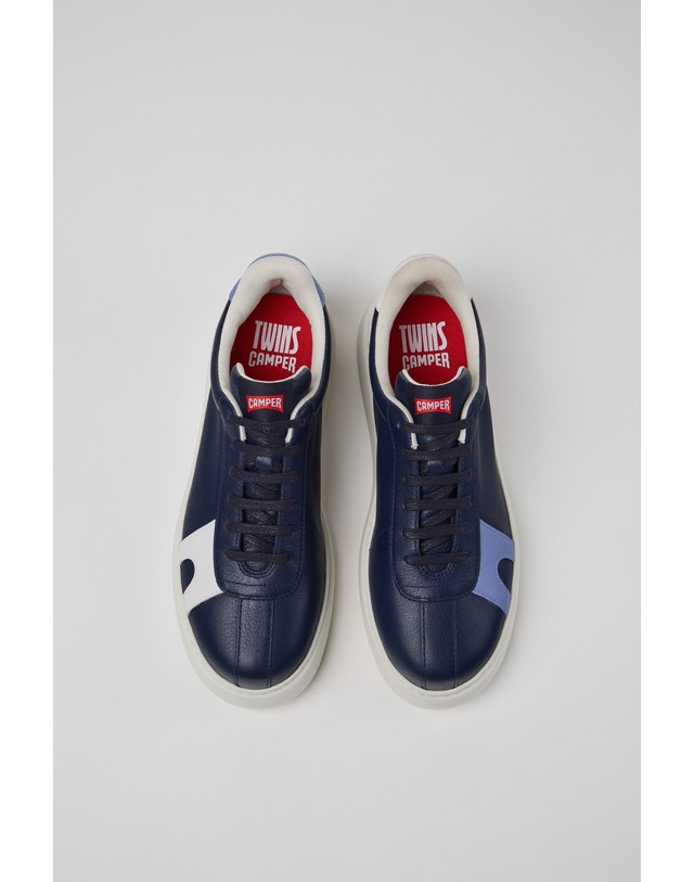 캠퍼 캠퍼 카프스킨 레더 남성 스니커즈 K100743-047 BLUE 블루 착용컷