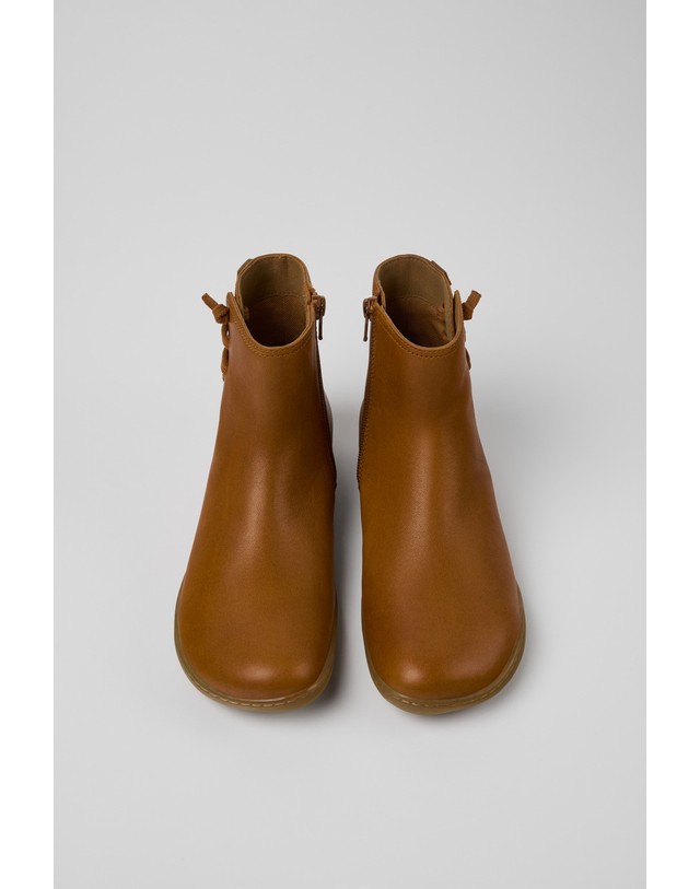 캠퍼 캠퍼 Peu 여성 레더 앵클 부츠 K400676-009 BROWN 브라운 착용컷