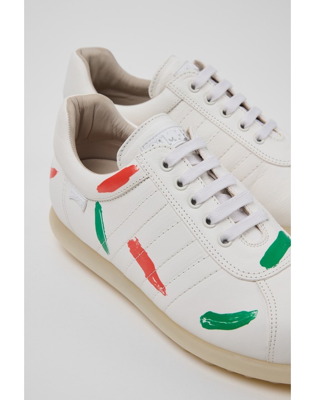 캠퍼 캠퍼 Pelotas 프린트 여성 스니커즈 27205-330 WHITE 화이트 착용컷