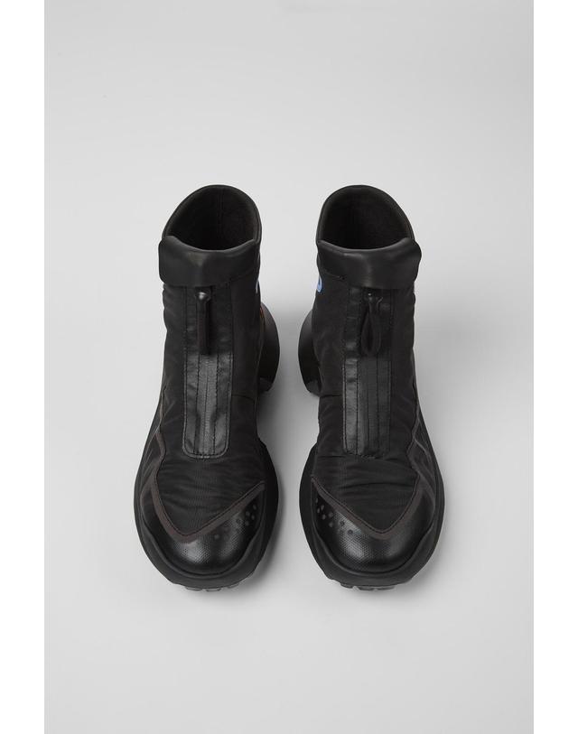 캠퍼 캠퍼 테크니컬 고어텍스 남성 앵클부츠 CRCLR K300372-008 BLACK 블랙 착용컷