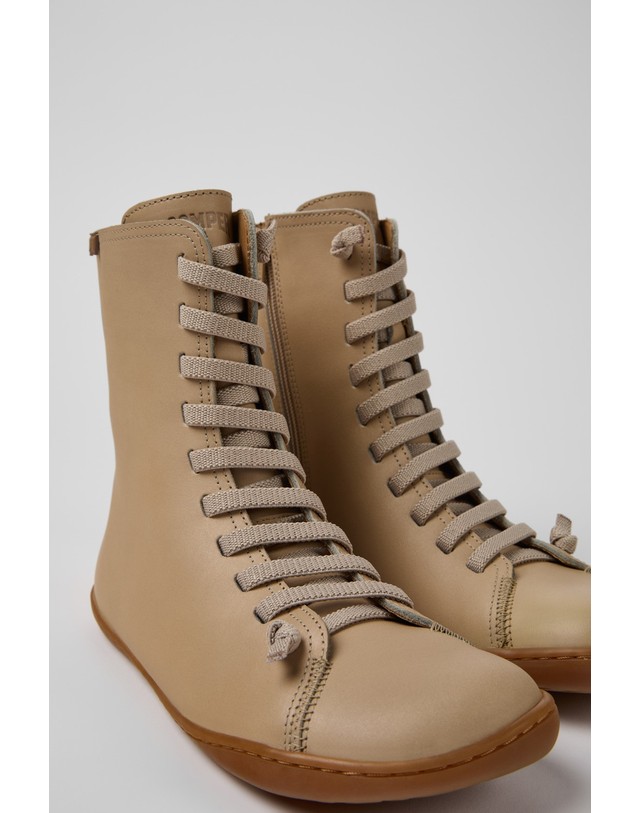 캠퍼 캠퍼 Peu 여성 레이스업 앵클부츠 K400859-002 BEIGE 베이지 착용컷