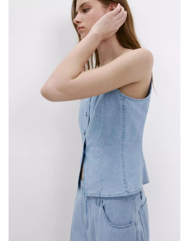 망고 망고 데님 버튼 베스트 37051418_TC AZUL CLARO 블루 착용컷