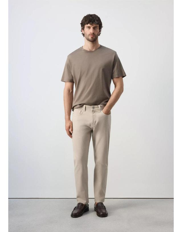 망고 망고 크롭 테이퍼드핏 청바지 37082906_08 BEIGE 베이지 착용컷