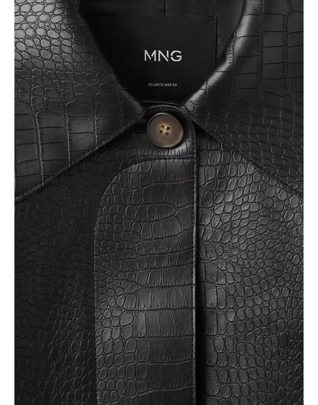 망고 망고 크로커다일 패턴 레더 크롭 자켓 37084095_99 NEGRO 블랙 착용컷