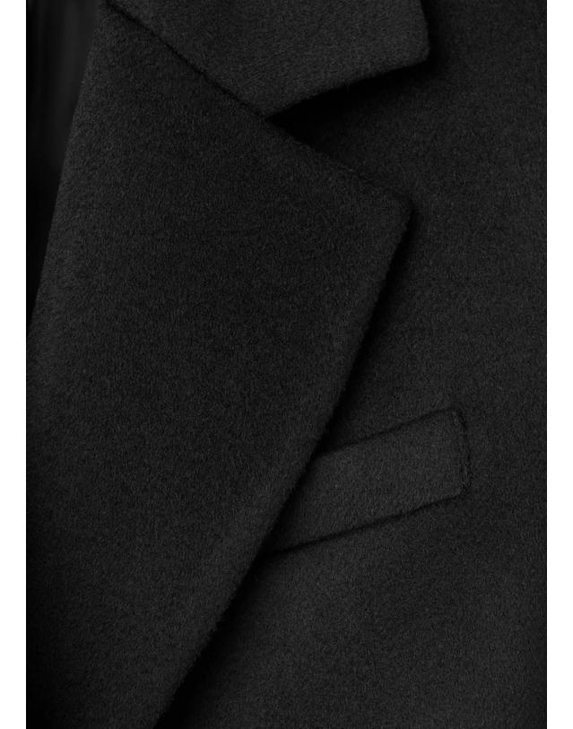 망고 망고 레귤러핏 더블 버튼 롱 코트 37045846_99 NEGRO 블랙 착용컷