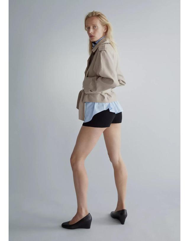 망고 망고 벨트 숏 트렌치 코트 37064472_08 BEIGE 베이지 착용컷