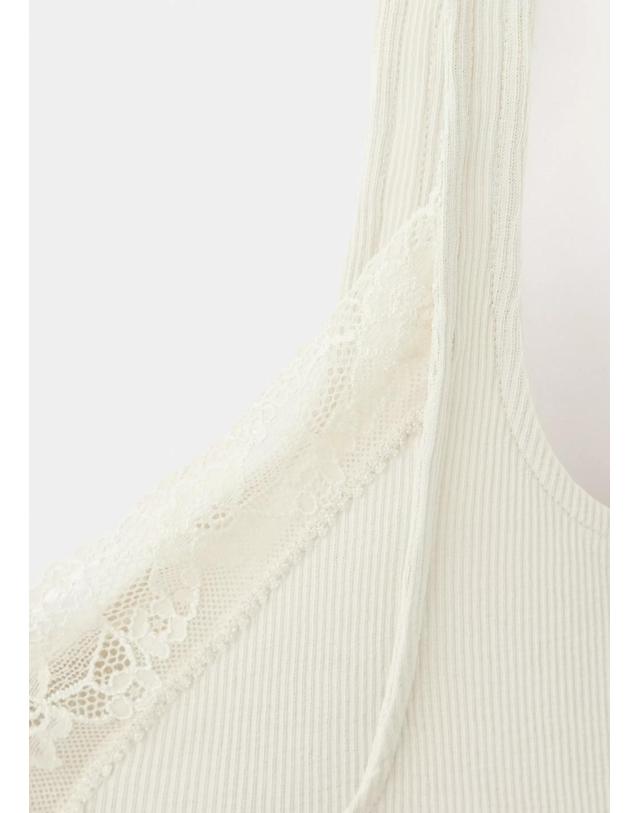 망고 망고 레이스 브이넥 크롭 민소매 탑 37004801_08 BEIGE 아이보리 착용컷