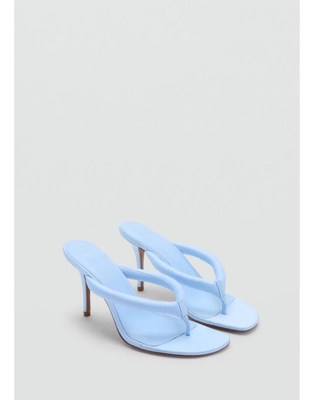 망고 망고 퀼팅 스트랩 오픈토 하이힐 샌들 37054444_52 AZUL 블루 착용컷