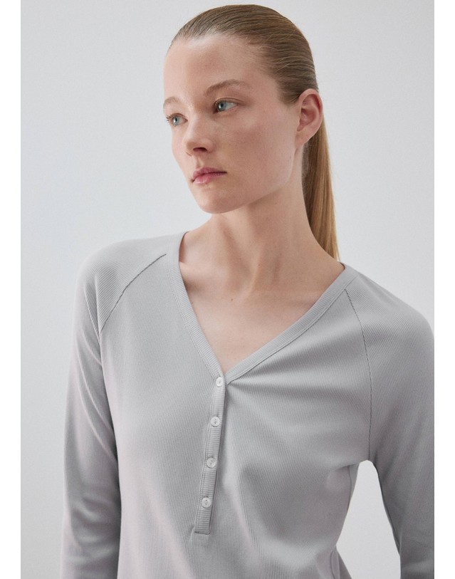 망고 망고 브이넥 버튼 긴팔 잠옷 원피스 37082914_92 GRIS 그레이 착용컷