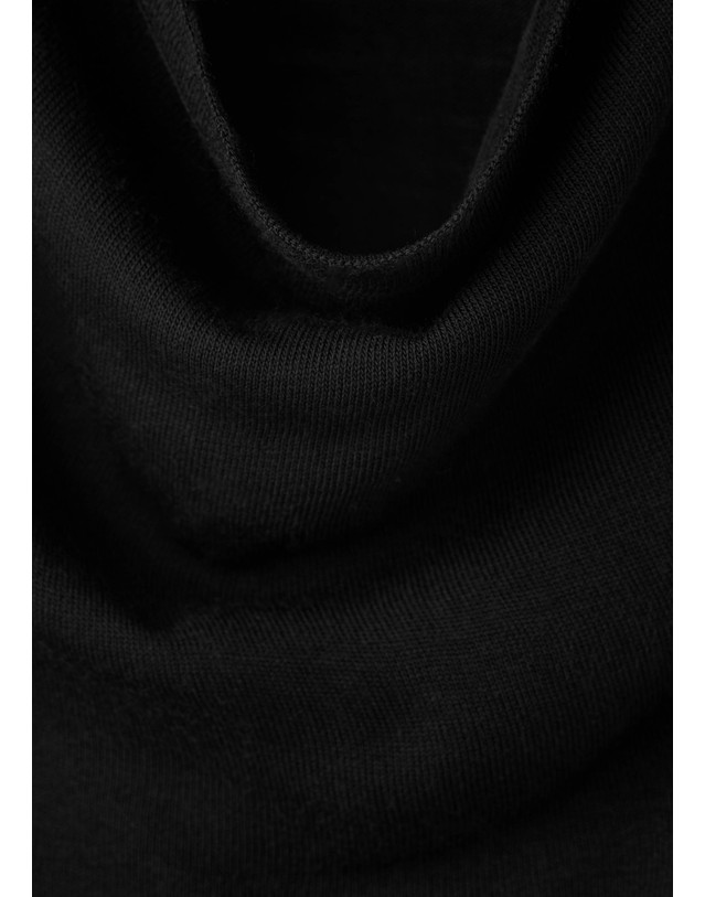 망고 망고 카울넥 민소매 미디 원피스 37097811_99 NEGRO 블랙 착용컷