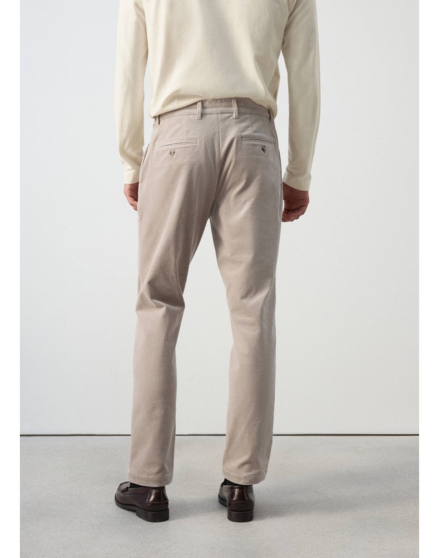 망고 망고 슬림핏 코듀로이 팬츠 37077898_06 GRIS CLARO/PASTEL 그레이 착용컷
