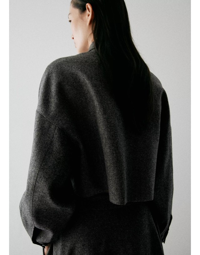 망고 망고 크롭 오버사이즈 울 집업 자켓 37038642_99 NEGRO 블랙 착용컷