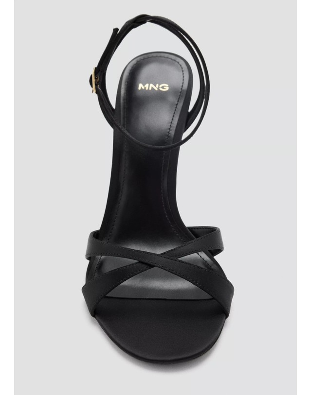 망고 망고 오픈토 앵클 스트랩 힐 샌들 37047910_99 NEGRO 블랙 착용컷