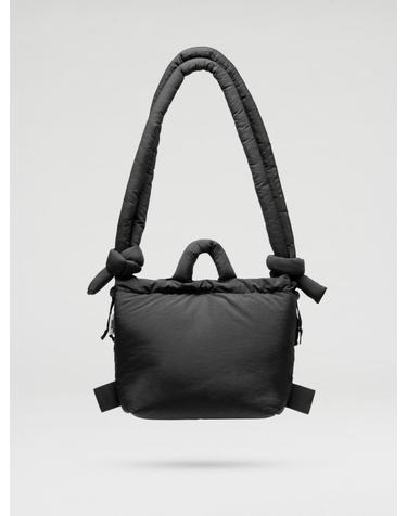 올랜드 소프트 패디드 미니멀 테크니컬 백팩 겸 크로스백 Compact Ona Soft Bag 53529334251855 BLACK
